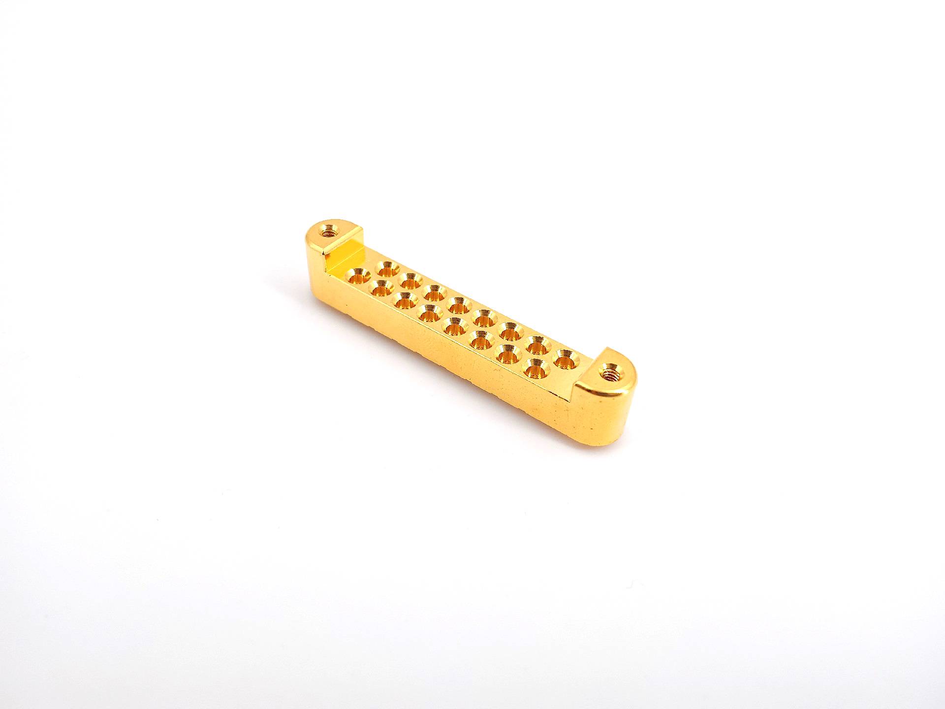 SMA母头，直，PCB 板焊接式